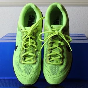 Men's Nike Running Shoes Volt on Poshmark Men's Nike Running Shoes Volt on Poshmark